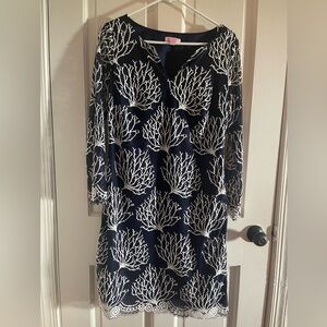 Lilly Pulitzer Seaside Coral Wendy Lace Dress. In excellent condition. Size 10
